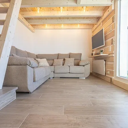 Apartment Lakhasmi